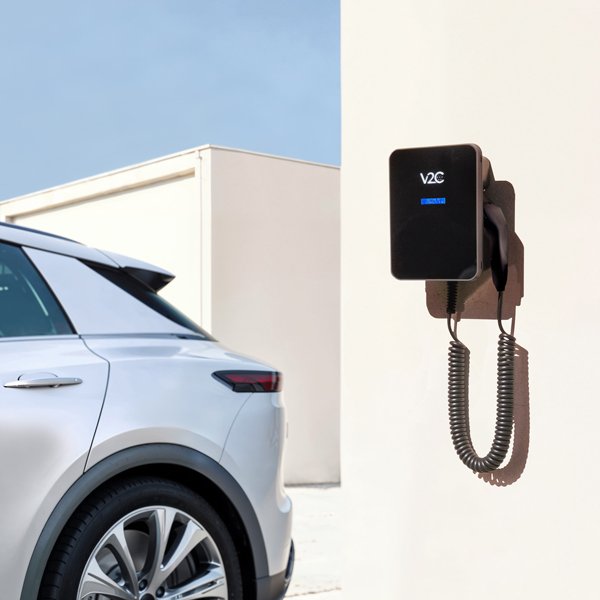 trydan-electric-car-charger-spiral V2C Trydan 22kW Display SPRING cable